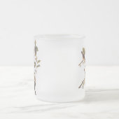 オードボンのメリーランド州の花鳥類 フロストグラスマグカップ (中央)