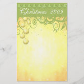 オーナメントとクリスマスツリーが並んだ文房具 便箋 (正面)