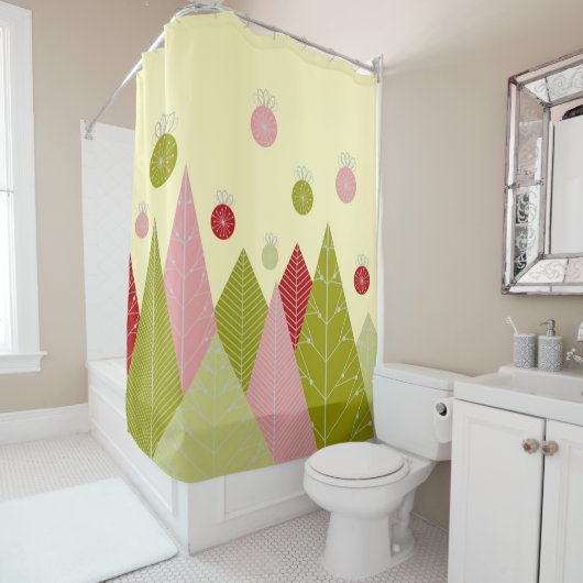 オーナメントと木のクリスマス シャワーカーテン (インサイチュ)