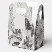 オーナメントと熱帯の花と手のひら。 フェイバーボックス (オープン)