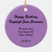 オーナメントのツートーン紫色のブロケードの花の菓子16 セラミックオーナメント (裏面)