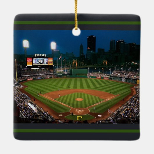 オーナメントスクエアPNCパークピッツバーグ=ナイト&デイ セラミックオーナメント (裏面)