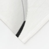 オーバーサイズの赤いブラックサッカーボール競技用デッキ フリースブランケット (角)