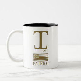オーバーサイズ モノグラム「I」PATRIOT マグ — ボールド