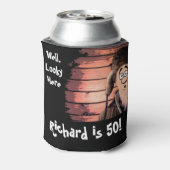 オーバーザヒルサザンおもしろいレッドネック誕生日 缶クーラー (缶裏面)