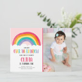 オーバーザレインボーピンクガール誕生日招待状 招待状 (スタンド正面)