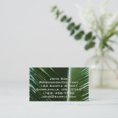 オーバーラップするパームフロンズトロピカルグリーン抽象芸術 名刺 (スタンド正面)