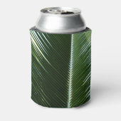 オーバーラップするパームフロンズトロピカルグリーン抽象芸術 缶クーラー (缶裏面)