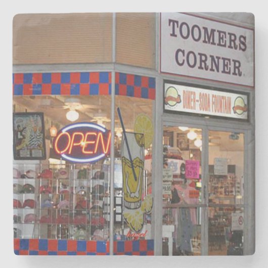 オーバーン・コースター・トゥーマーズ・コーナー ストーンコースター (正面)