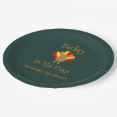 オーブンに入った七面鳥 ペーパープレート (アングル)