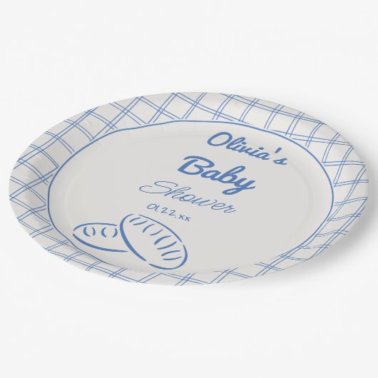 オーブンのシャワーに手で引かれた青いパン男の赤ちゃん ペーパープレート (アングル)