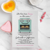 オーブンの双子の赤ちゃんシャワーの緑とピンクのパン 招待状