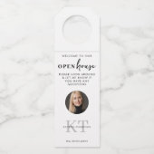 オープンハウス&エスティ実在テートエージェント写真QRコード ボトルネックタグ (正面)