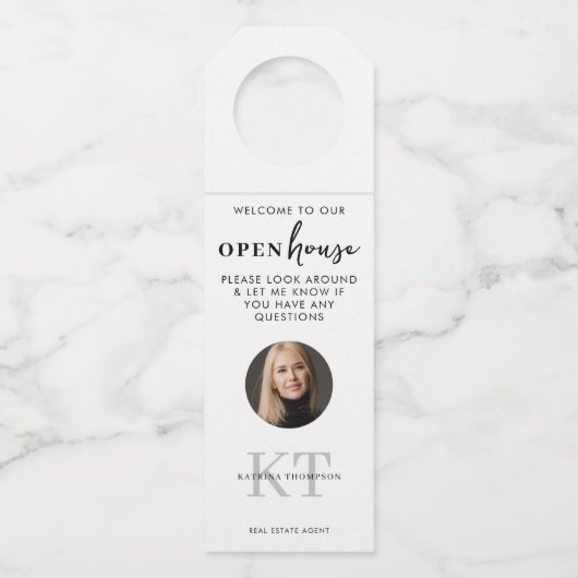 オープンハウス&エスティ実在テートエージェント写真QRコード ボトルネックタグ (正面)