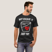 オープンハート手術回復TシャツKickin it J Tシャツ (正面フル)