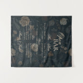 オープンバーとシグネチャードリンク ブラック フローラル ウェディング タペストリー (正面(横))