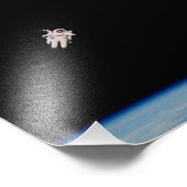 オープン宇宙に浮かぶ宇宙飛行士 – NASA – 写真 フォトプリント            (角)