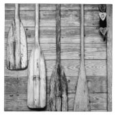 オールはビつるッグ·イプレスの木の小屋に2本 タイル (正面)