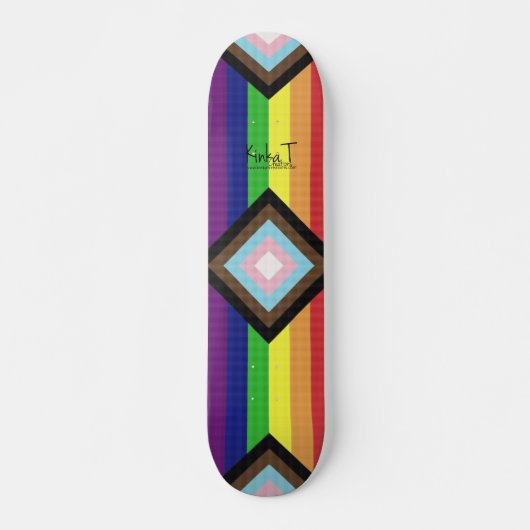 オールインクルーシブ スケートボード (正面)