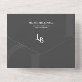 オールインワンモダンブラックジオメトリックウェディング招待 オールインワン招待状 (裏面)