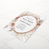 オールインワン結婚のフローラ実在バラ金ゴールド 箔招待状 (回転した状態)