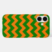 オールオーバーシェブロンプリントケリーグリーンとオレンジ Case-Mate iPhoneケース (裏面 (横))