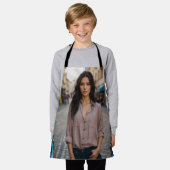 オールオーバープリントエプロン エプロン (着用した状態)