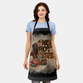 オールオーバープリントエプロン、中 – 彼らは私たちを好きではない エプロン (着用した状態)