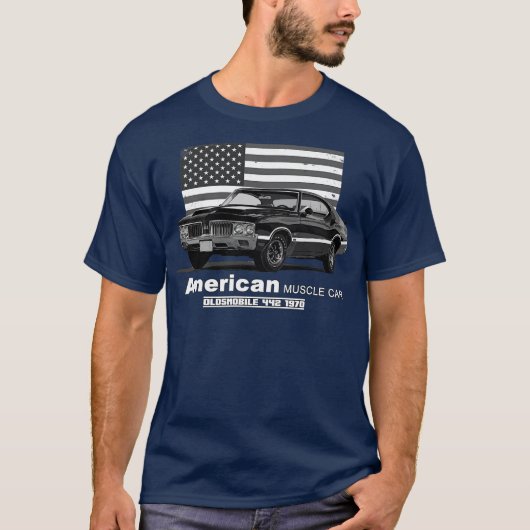 オールズモビル442アメリカンマッスル60年代70年代クラシックカー Tシャツ (正面)