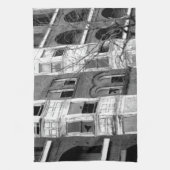 オールドアパートメント建物B/W キッチンタオル (縦)