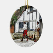 オールドイングランド セラミックオーナメント (右)