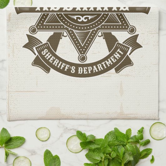 オールドウエストシェリフ副ライフルパーソナライズされたバッジ キッチンタオル (折り畳み)