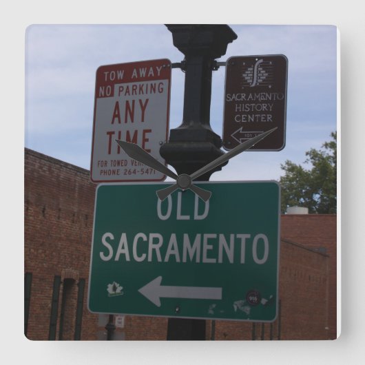 オールドサクラメント時計 スクエア壁時計 (正面)