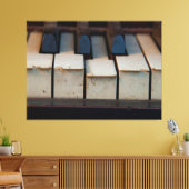 オールドシュルツアイボリーチップドピアノ鍵 キャンバスプリント (インサイチュ (リビング))