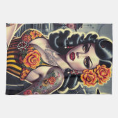 オールドスクールカワイイゴシックガール キッチンタオル (横)