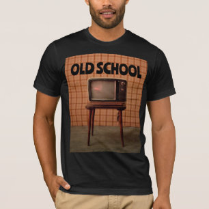 オールドスクールレトロテレビ誕生日Tシャツ Tシャツ