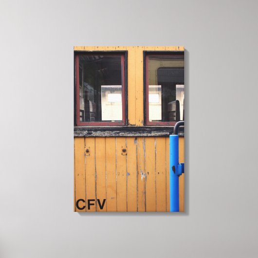 オールドスチームトレインルマストロイエローワゴンキャンバス キャンバスプリント (正面)