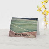 オールドテニスコートアートプリン誕生日カード カード (黄色い花)