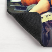 オールドトラック上のカボチャ自然 マウスパッド (コーナー)