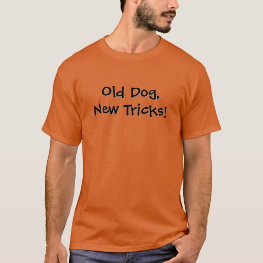 オールドドッグテキサスオレンジメンズ Tシャツ (正面)