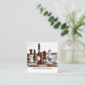 オールドブラウン、白いスタイルのチェスの駒コーチクラブ スクエア名刺 (スタンド正面)