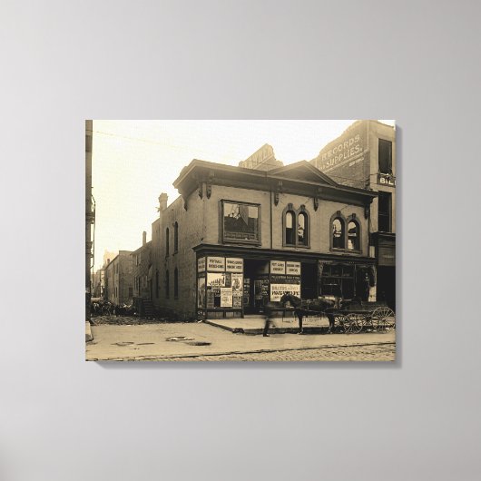 オールドミルウォーキー1912ディラーの薬局マクグレアルビル キャンバスプリント (正面)