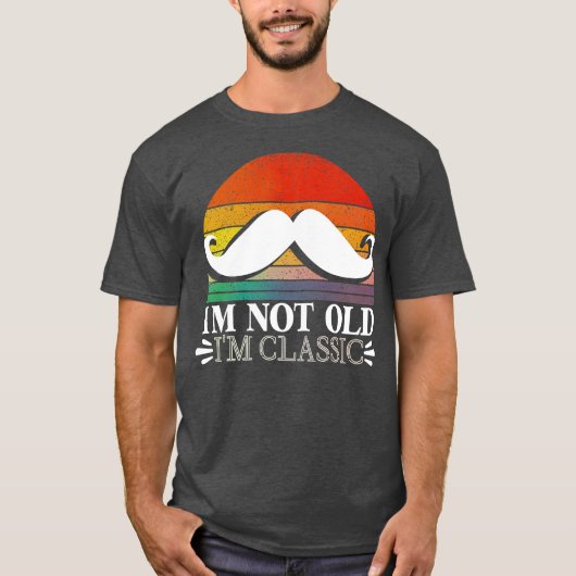 オールドユーモアのある愛らしいパパことわざ Tシャツ (正面)