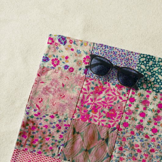 オールドヴィンテージシックボホキルト ビーチタオル (インサイチュ)