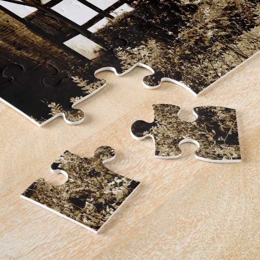 オールド茅葺チューダーコテージイングランドブリティッシュ ジグソーパズル (側面)