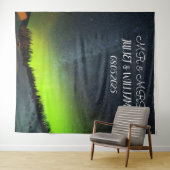 オーロラスクリプト Mr & Mrs ウェディングバックドロップバナー タペストリー (インサイチュ(横))