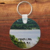 カイウガ湖、イタカ、N.Y.キーチェーン キーホルダー (正面)