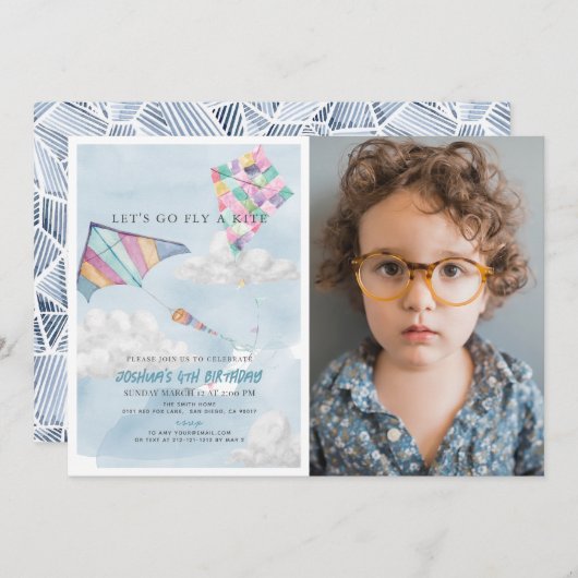 カイトカラフル&ブルースカイ水彩誕生日写真 招待状 (正面/裏面)