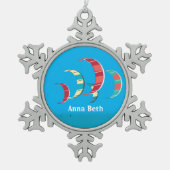 カイトサーフィンスノーフレークピュータークリスマスオーナメント スノーフレークピューターオーナメント (正面)