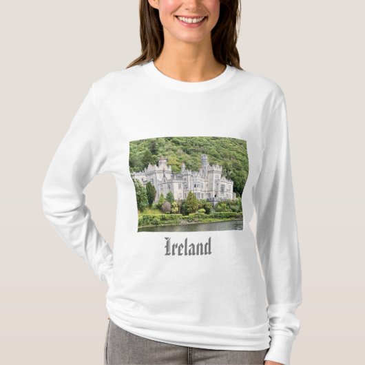 カイル・ムーア・アビー城、アイランド Tシャツ (正面)